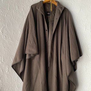 Elegant Britta Modell Wool Cape Coat in Mocha - One Size